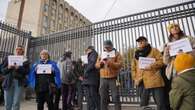 У Тбілісі поліція затримала трьох учасників акції протесту біля будівлі ЦВК – медіа