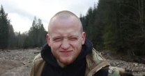 Загинув за Україну. Батьки білоруського добровольця кажуть, що пишаються своїм сином Його тіло досі не вдалося евакуювати із зони бойових дій