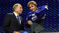 Toronto Maple Leafs select Penn State star Gavin McKenna first overall in 2026 NHL Draft