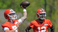 Browns coach says not to 'look into' Dillon Gabriel taking first snaps over Shedeur Sanders