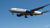 United flight from Chicago makes emergency landing after passenger's 'multiple attempts' to breach cockpit