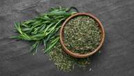 Potential health benefits of tarragon, including improved digestion, according to expert