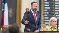 Trump, Abbott vs. Newsom: Mad dash to redo congressional maps in California, Texas