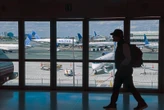 United touts cheap Newark flights, less chaos as key runway reopens early