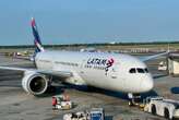 LATAM plans new business class with doors for 787 Dreamliner fleet