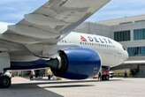 Delta cuts 2 transcon LaGuardia routes, adds new flight to Seoul