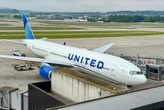United Airlines helps flyers beat jet lag with Timeshifter app