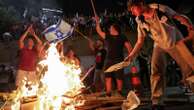 Israelis set to strike - as around 500,000 protest after hostages found dead