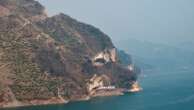 'Puppy mountain' along Chinese river draws in tourists