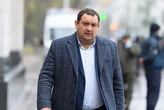 Нардеп Кузьміних "втік" від судового засідання у відрядження за кордон