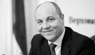 Вбивство Парубія у Львові: голова МВС заявив, що головне зараз - дати правоохоронцям час з'ясувати обставини і знайти стрілка
