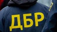 Суд конфіскував люксові авто ексначальника харківського ТЦК, оформлені на тещу - ДБР