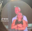 "Камера поцілунків" викрила службовий роман CEO IT-гіганта на концерті Coldplay