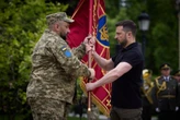 Зеленський вшанував українських піхотинців: вручив нагороди та бойові прапори