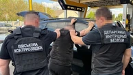 15 тисяч доларів - і за кордон через ліс: у кількох областях затримали 10 організаторів незаконного виїзду військовозобов’язаних