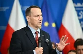 Сікорський різко відреагував на емоційну заяву угорського МЗС та закликав до солідарності з Україною