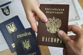 "М'яка" паспортизація: рф скасовує плату за оформлення російських документів на окупованій Луганщині
