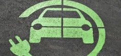 Де обирають Tesla, а де інші електромобілі: назвали бестселери по регіонах
