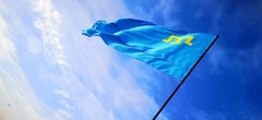 Трагедія через тоталітарну систему: у День боротьби за права кримськотатарського народу Україна вшановує памʼять жертв депортації