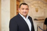 Обвинувачений у хабарництві нардеп Кузьміних, який проігнорував два судових засідання через поїздку за кордон, не отримував на неї дозволу – САП