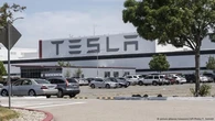 Tesla втрачає позиції в Європі: продажі впали на 49% у квітні - ЗМІ