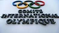 МОК не виключає участі росіян і білорусів в Олімпіаді-2026, але спортсменам ставлять умови участі
