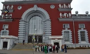 росіяни возять школярів з ТОТ на екскурсії до Курщини під виглядом "вшанування жертв української агресії" - ЦНС