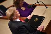 Трамп збереже 10% мита, але не всім: Білий дім представив новий тарифний план