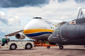 На злітній смузі чи в піке: що визначає долю української авіації