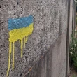 Українські прапори з'явилися в окупованих містах чотирьох областей і Криму - "Жовта стрічка"