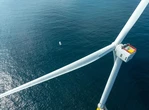 Трамп зупинив будівництво дороговартісної морської вітрової електростанції у США: проєкт був майже завершений