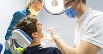 In 200mila all’estero per i denti: Albania al top, ma poi uno su tre deve ricurarsi