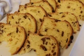 Natale, dai panettoni agli addobbi i prezzi non scendono nonostante crollo bollette