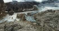 Marmolada, il ghiacciaio entro il 2040 sparirà: -10 centimetri al giorno