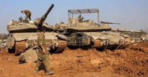 Guerra ultime notizie. Israele: «Tre ostaggi uccisi per un tragico errore». Paura a Rafah dopo attacchi Idf al confine con l’Egitto