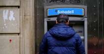 La spagnola BBVA va avanti su progetto di acquisto e lancia Opa ostile su Sabadell