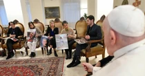 Il Papa: «Questa non è guerra, è terrorismo». Da Francesco delegazioni israeliane e palestinesi