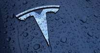 Tesla lancia ufficialmente una nuova fabbrica a Shanghai