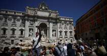 Overtourism, ipotesi numero chiuso per Fontana di Trevi: 2 euro per 30 minuti