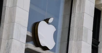 «Lo spot dell’iPad schiaccia l’ingegno umano». Apple costretta a ritirarlo