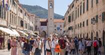 Overtourism, ecco la classifica della città più affollate da Dubrovnik a Venezia e Marrakech