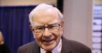 Berkshire, profitti record a 96,2 miliardi. Il merito? Per Buffett va a Munger