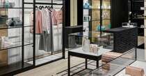 Chanel, nella nuova boutique di Milano l’omaggio (ricambiato) alla città