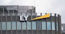 Ernst & Young fa retromarcia sulla scissione tra revisione contabile e consulenza