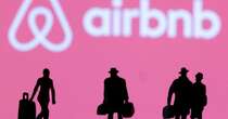 Airbnb, inflazione e fallimenti bancari spaventano i vacanzieri. Giù le azioni