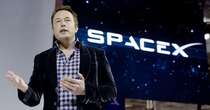 SpaceX di Elon Musk liquida il Bitcoin e la criptovaluta perde ancora valore