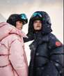 Cresce la passione della moda per lo sci: da Balenciaga a H&M, le novità da indossare sulla neve