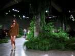 Gucci, la sfilata Cruise 25 alla Tate Modern di Londra