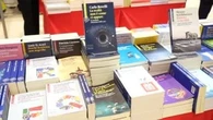 Digitale e libri, un italiano su 2 legge di più grazie all'eCommerce