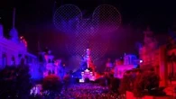 Disneyland Paris nel Guinness: 1.500 droni, ricreata sagoma Topolino